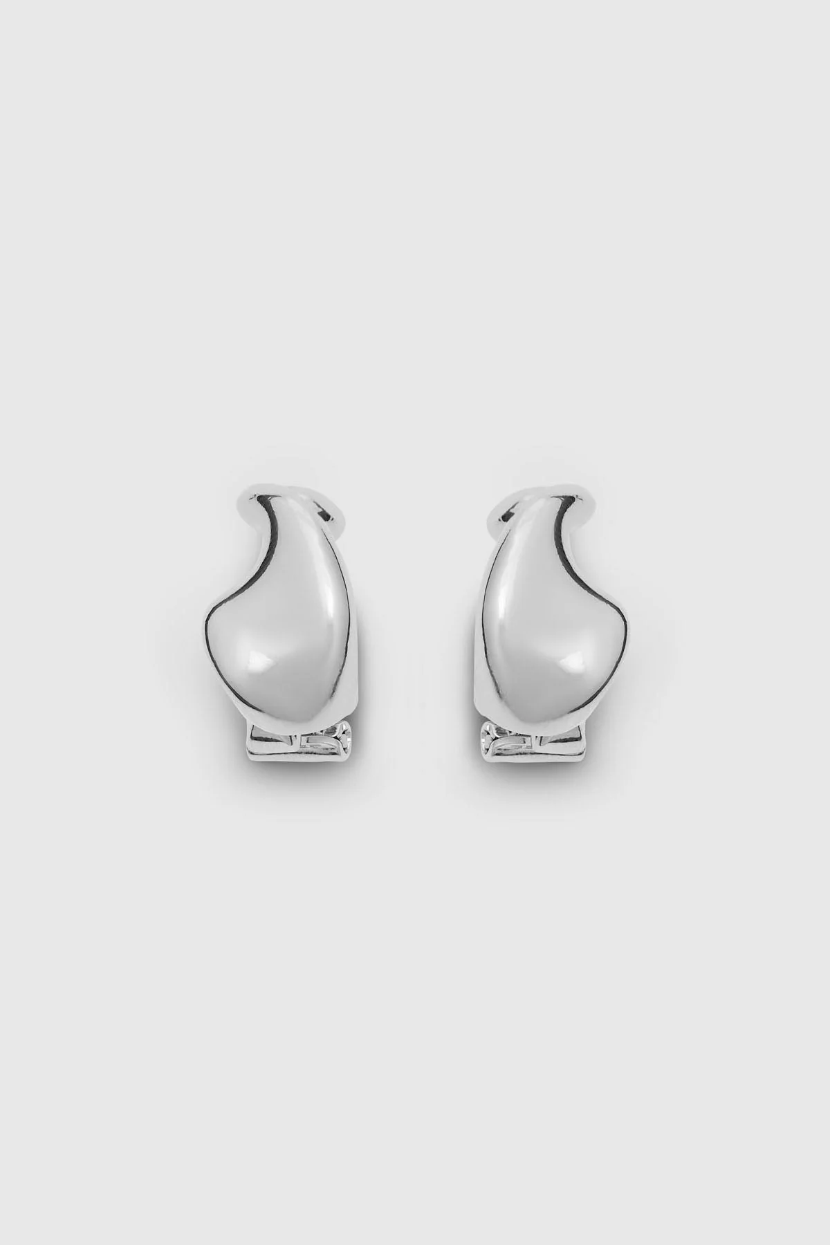 Lamar Earrings - Image 5