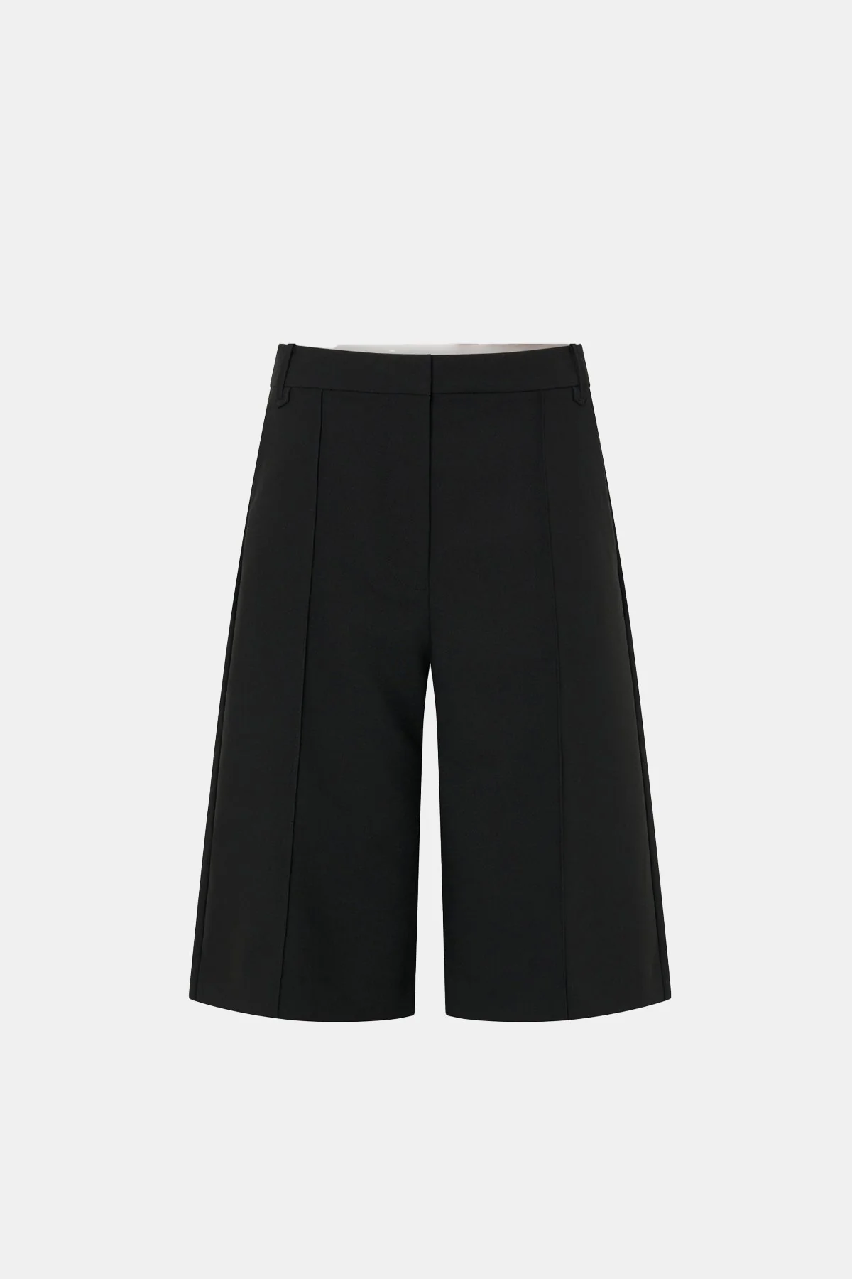 Mackinley Short - Image 7