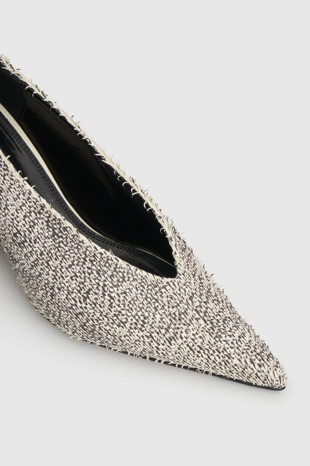 Rhys Two Tone Pump - Image 4