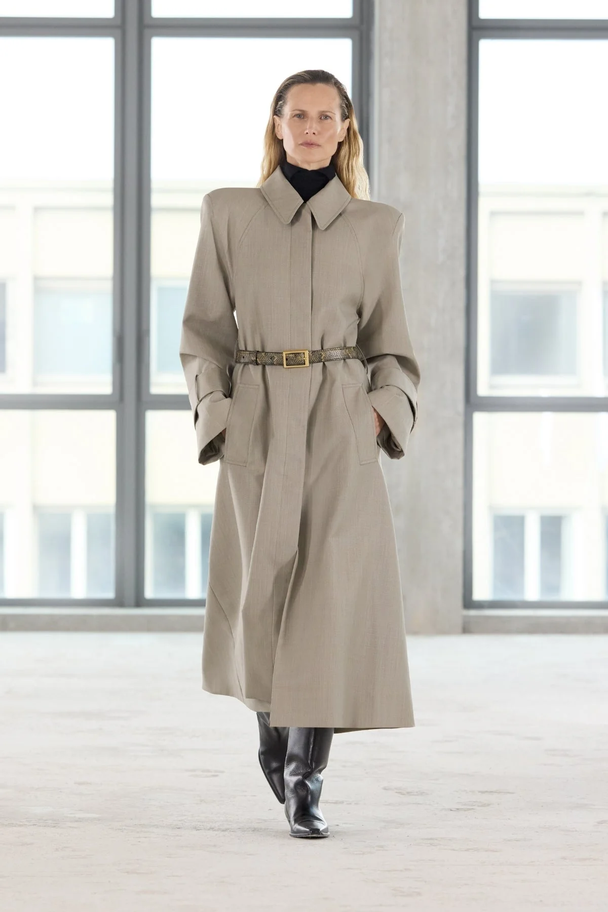 Seri Coat - Image 3